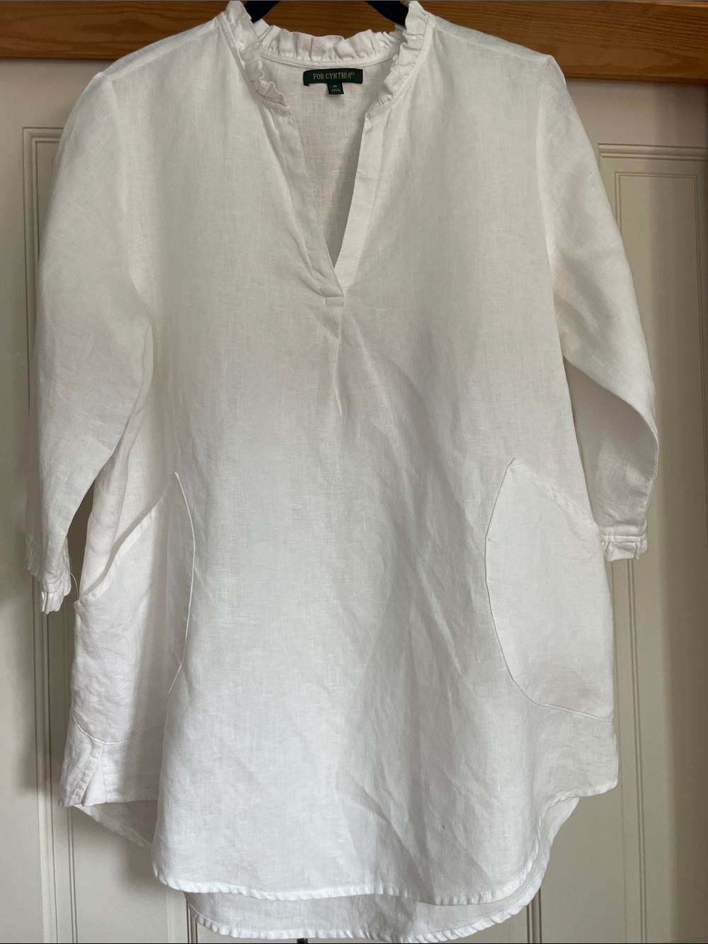 For Cynthia White Linen Ruffle V-Neck Tunic with Patch Pockets Size Medium - Picture 4 of 11
